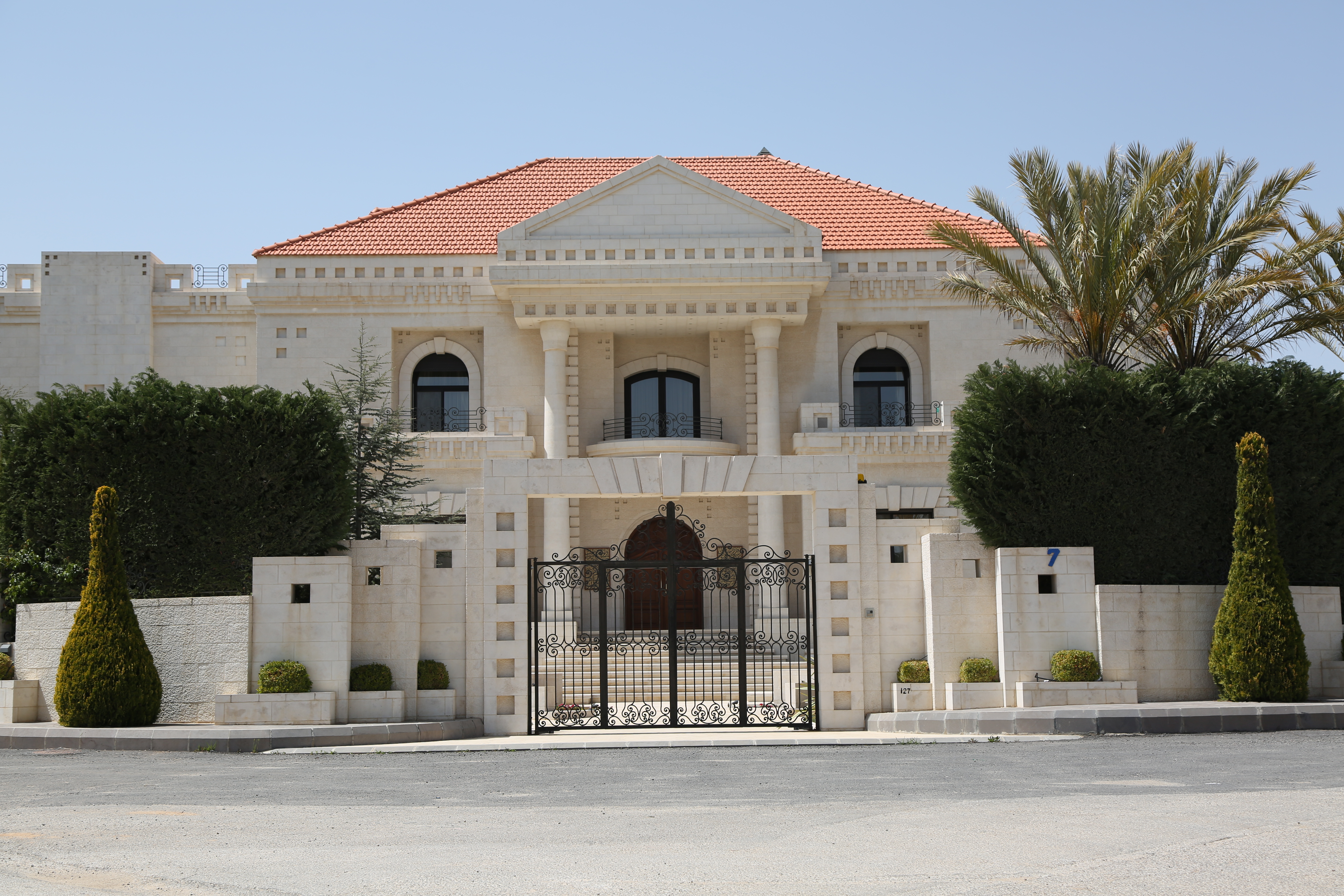 Villas and houses — residential architecture in Jordan